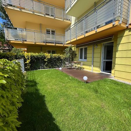 Apartament Z Garazem I Ogrodem Kołobrzeg Extérieur photo