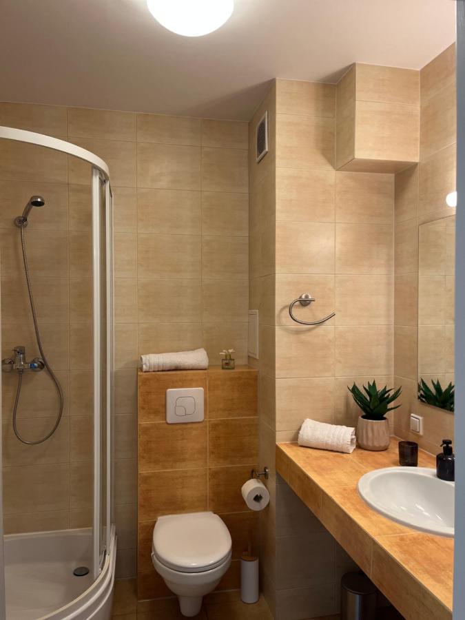 Apartament Z Garazem I Ogrodem Kołobrzeg Extérieur photo