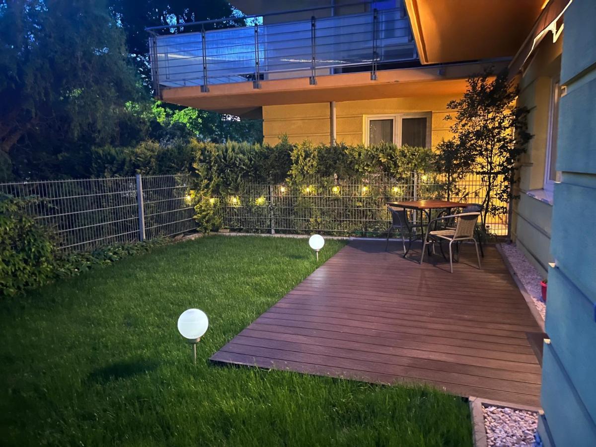 Apartament Z Garazem I Ogrodem Kołobrzeg Extérieur photo