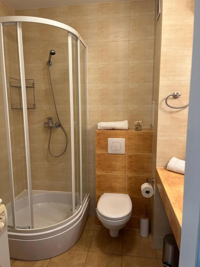 Apartament Z Garazem I Ogrodem Kołobrzeg Extérieur photo